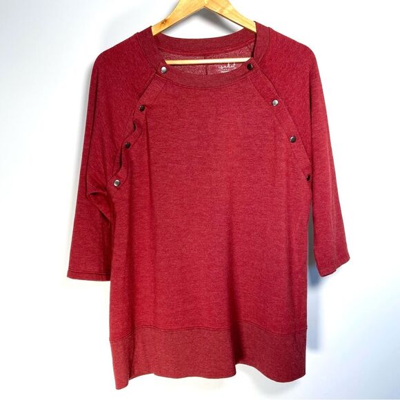 Isabel Maternity Red Nursing Sweatshirt Button Snap Top 3/4 Sleeve Comfy Cute - Picture 1 of 10